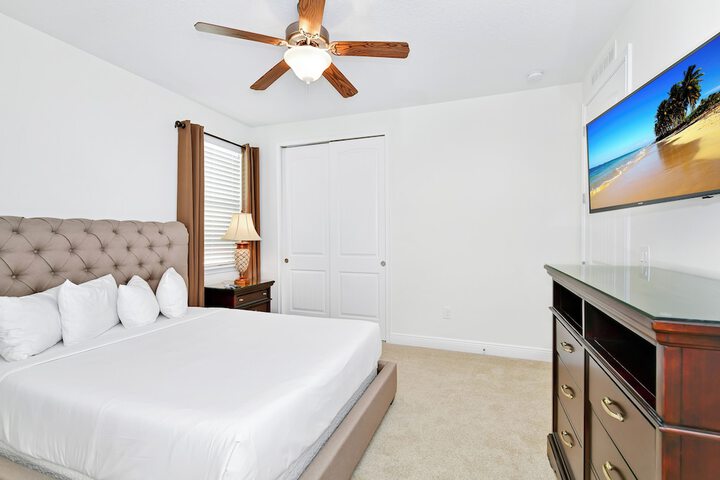 Encore Resort and Water Park at Reunion by Rentyl
