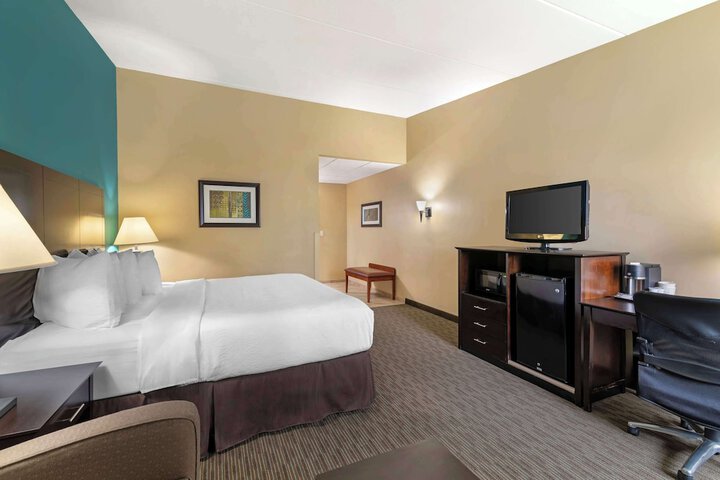 Room 20 of 94