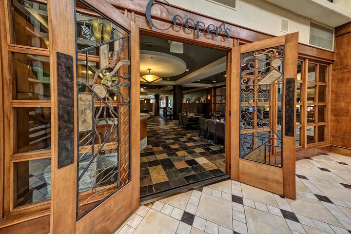 Hilton Knoxville Airport