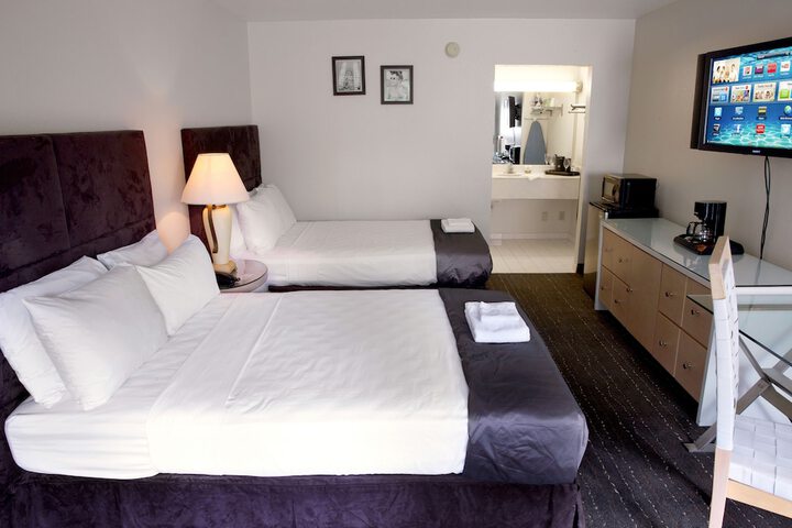 Room 49 of 90