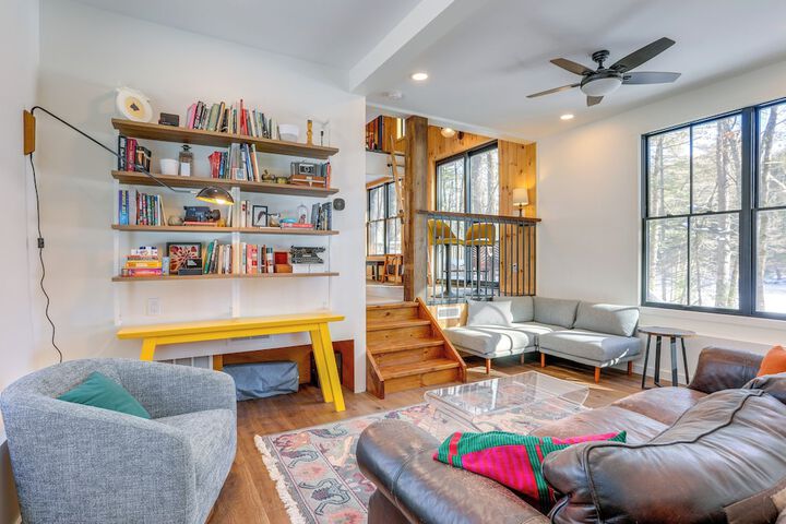 Waterfront Studio w / Loft & Dock Near Narrowsburg!