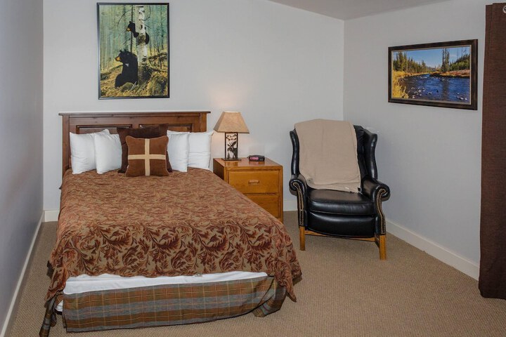 Yellowstone Valley Lodge an Ascend Collection Hotel