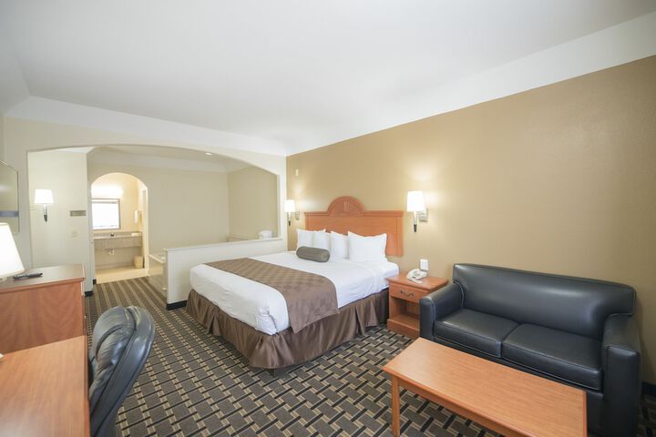 Room 16 of 33