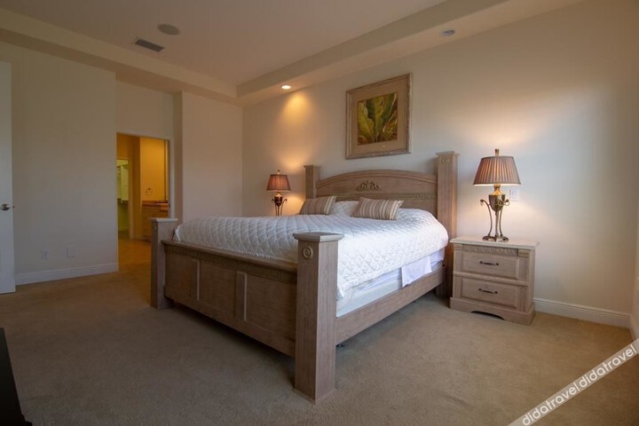 Harbor Landings Condo