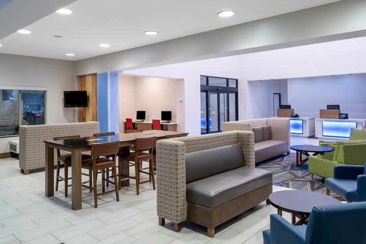 Hotel 2 of 41