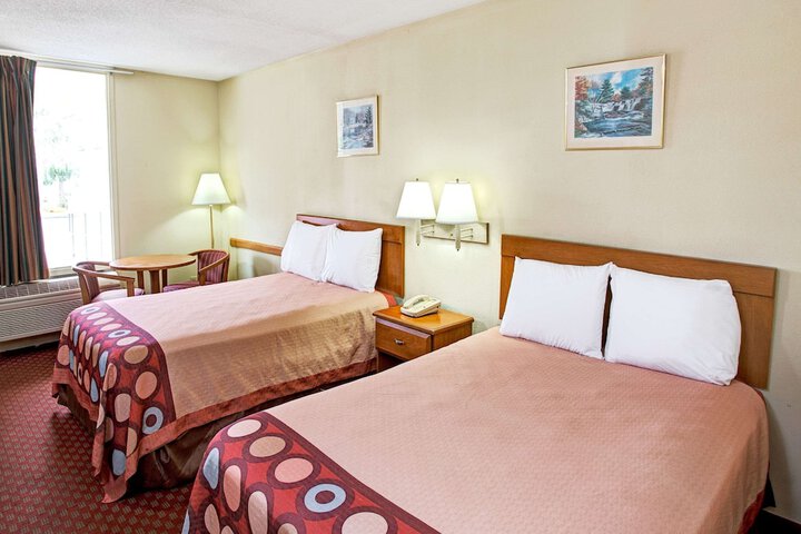 Room 12 of 24