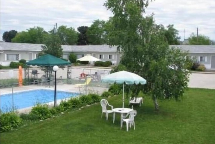 Pool 9 of 51