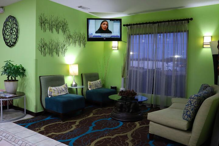 Hotel Interior 4 of 13