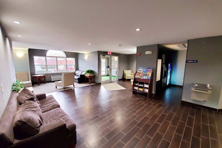 Americas Best Value Inn & Suites Racine