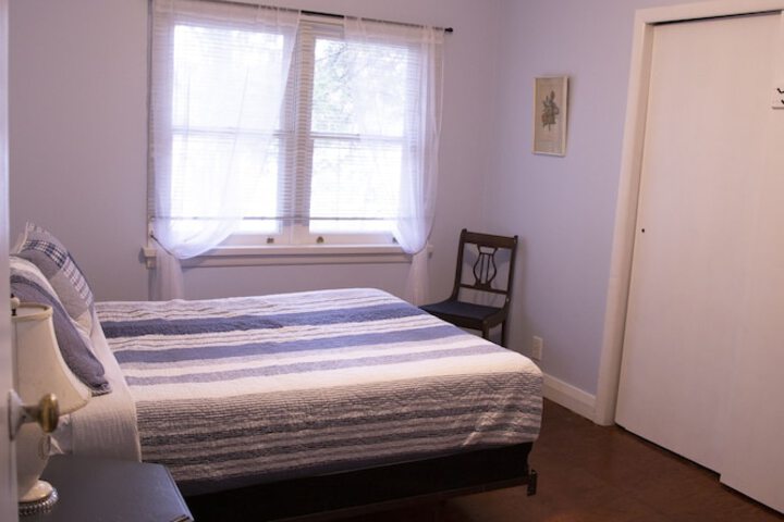 Room 141 of 215