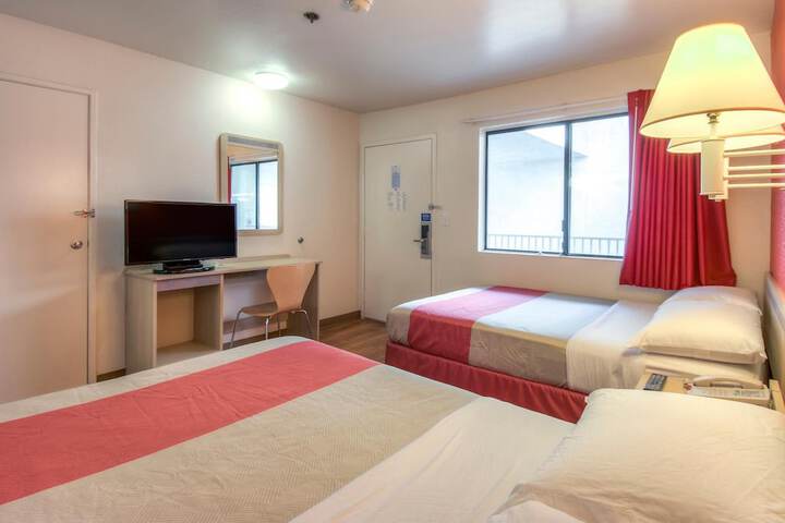 Room 45 of 50