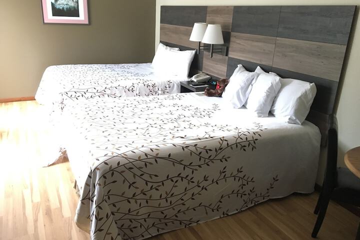 Room 52 of 86