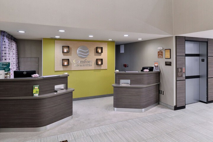 Comfort Inn & Suites Frisco - Plano