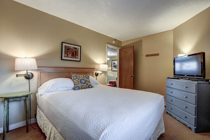 Room 71 of 231