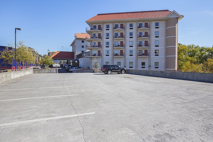 Hotel 4 of 47