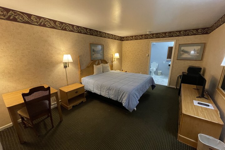 Room 38 of 43