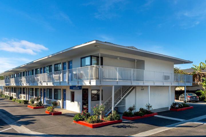 Hotel 3 of 25