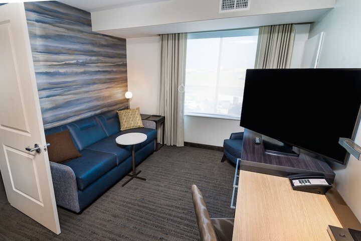 Room 37 of 68