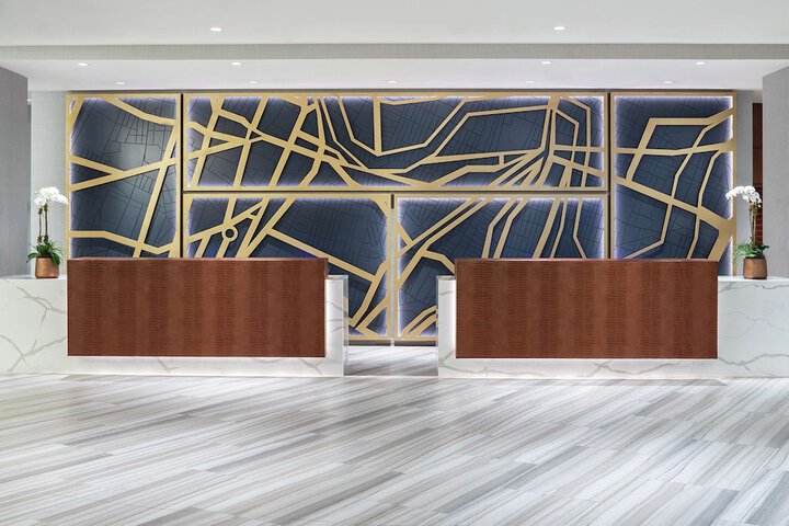 DoubleTree by Hilton Hotel Newark Airport