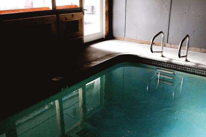 Pool 5 of 76