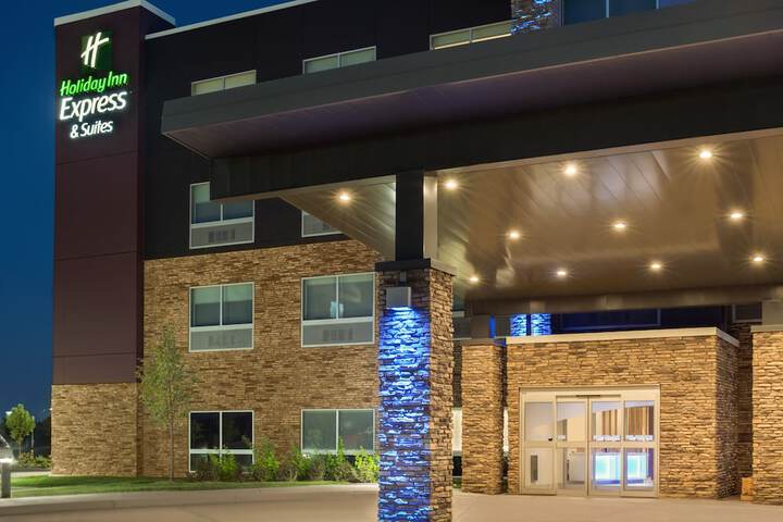 Hotel 2 of 39