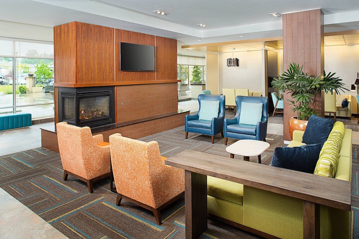 Hotel Interior 10 of 30