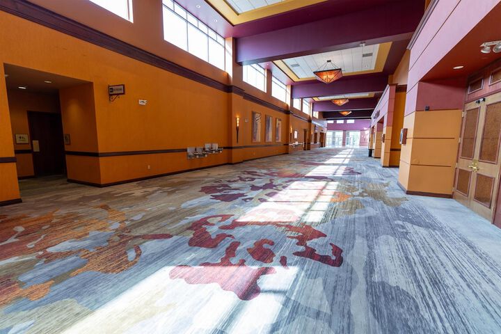 Embassy Suites Northwest Arkansas - Hotel Spa & Convention