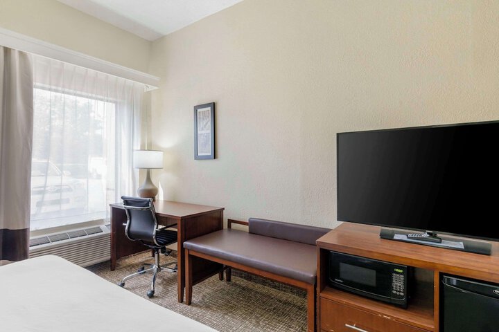 Comfort Inn & Suites La Grange - Louisville Area