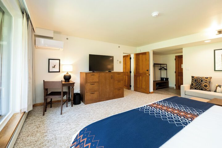 Rock Creek Resort