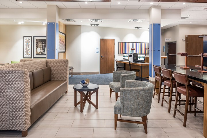 Holiday Inn Express & Suites St. Louis - Chesterfield by IHG