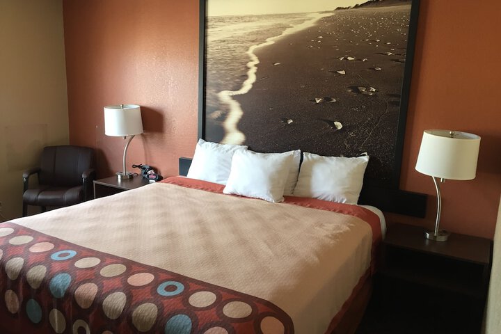 Room 29 of 34