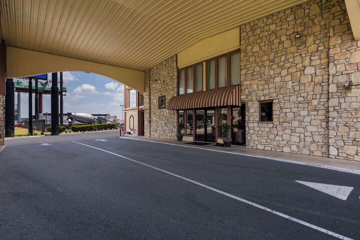 Hotel 4 of 31
