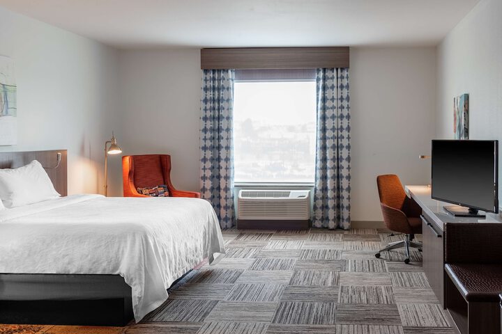 Room 45 of 66