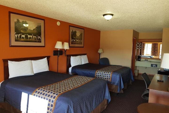 Room 34 of 43