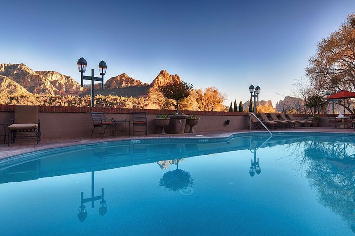 Pool 10 of 104