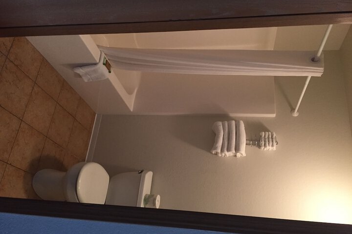 Room 14 of 26