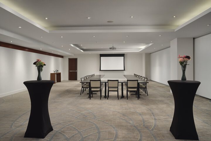 Ballroom/Hall 57 of 62