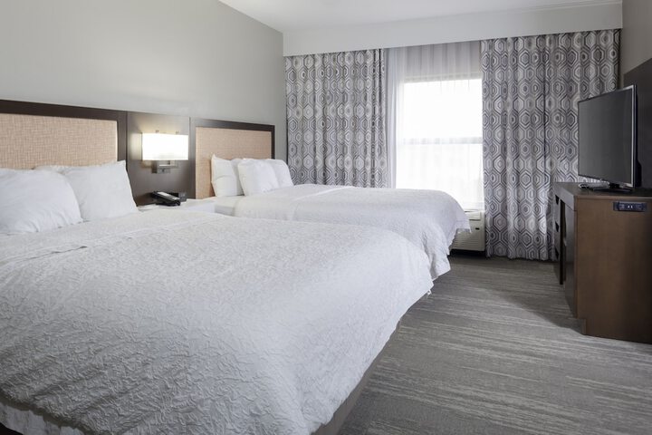 Hampton Inn & Suites Concord / Charlotte