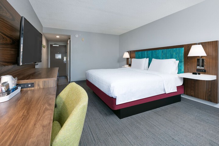 Room 21 of 49