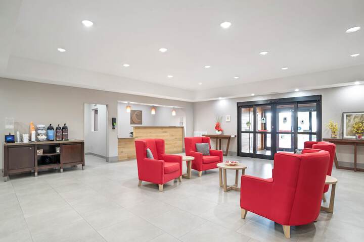 Comfort Inn & Suites Slidell - New Orleans Area