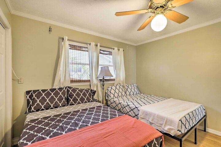 Apollo Beach Waterfront Retreat w / Boat Dock!