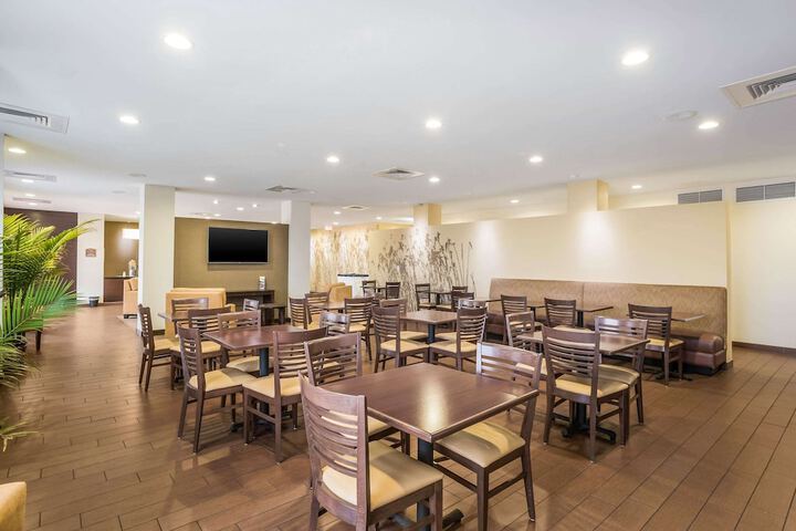 Sleep Inn & Suites Hannibal West