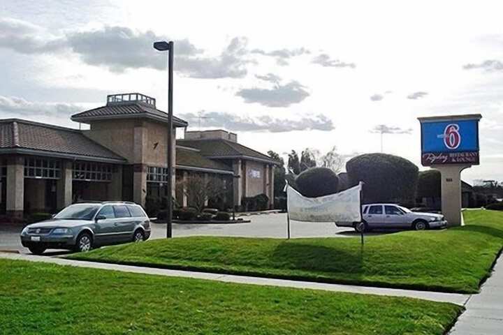 Motel 6 Oakdale CA