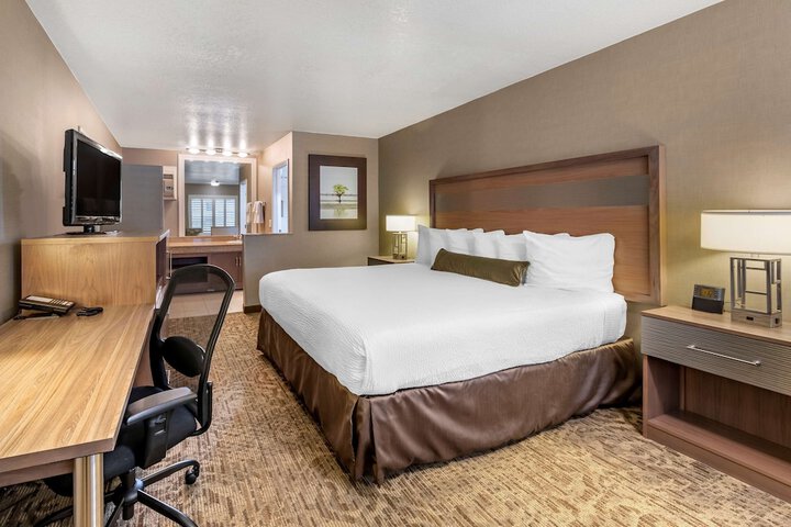 Room 31 of 48
