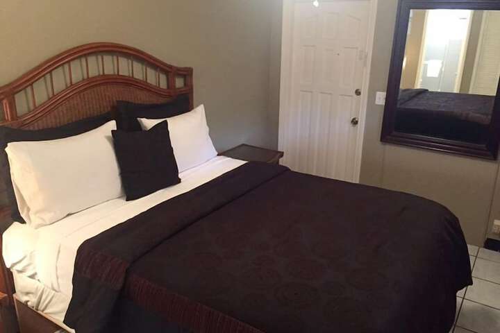 Room 13 of 45