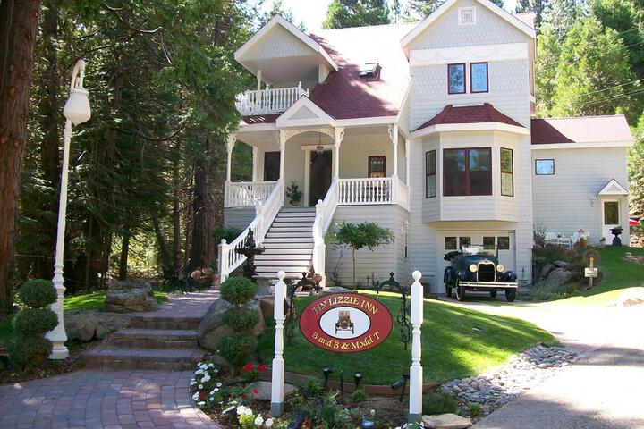 Tin Lizzie Inn