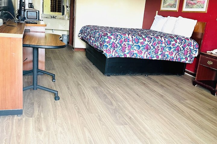 Room 16 of 31