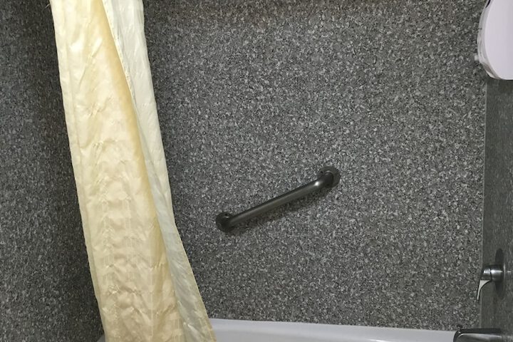 Room 51 of 54