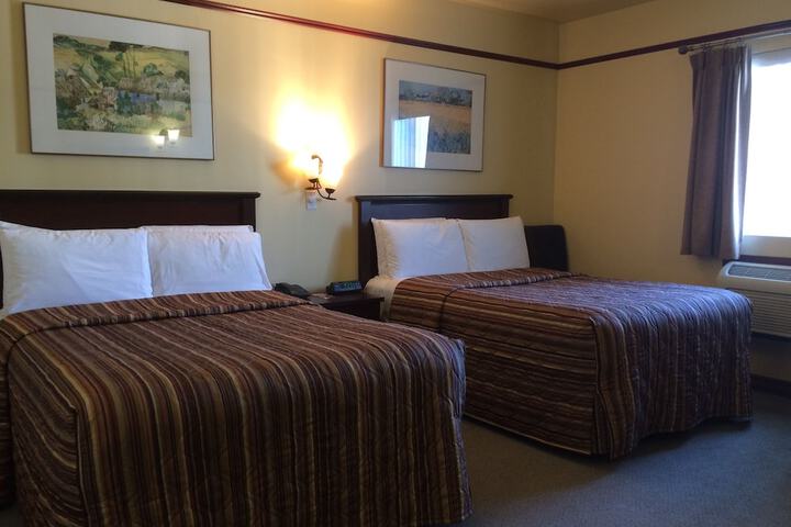Room 34 of 46