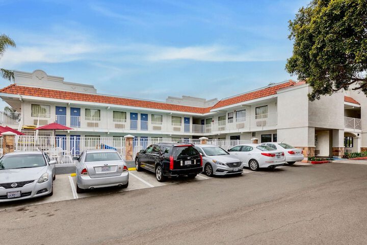 Hotel 2 of 17
